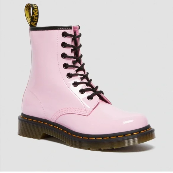Dr Martins 1460 Women’s Ice Pale Pink Patent Leather 8-Eye Lace Up Boots Size 10 - Picture 3 of 16
